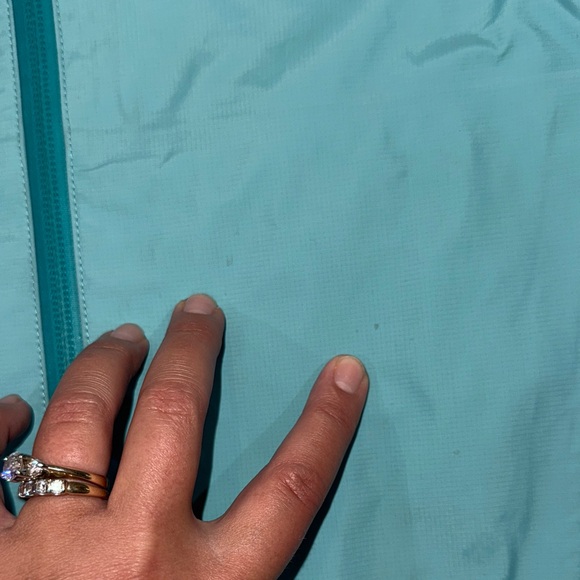 GUC Patagonia Slate Blue and Aqua Hooded H2NO Raincoat (kids 12) - Picture 7 of 8